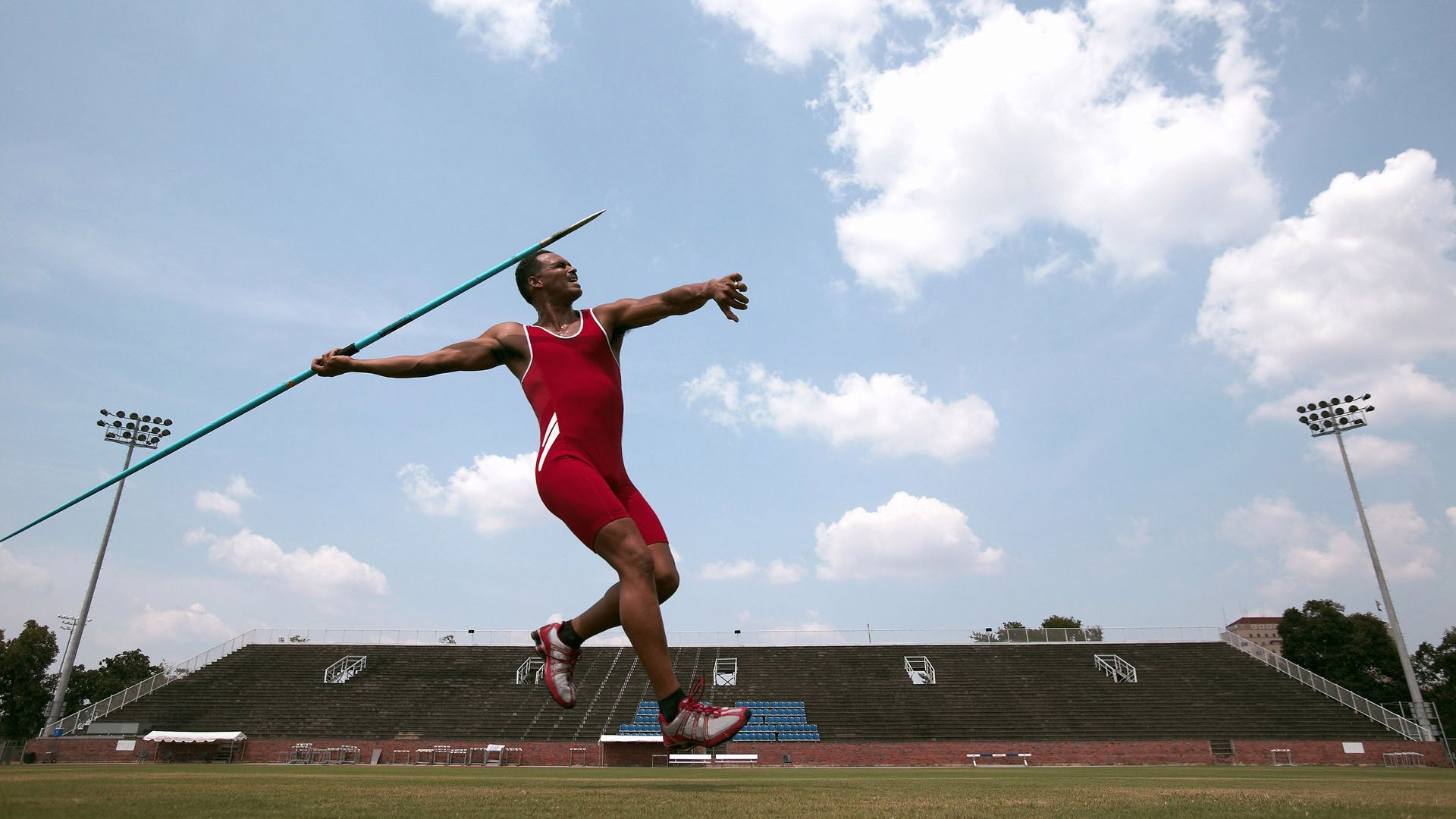 开云体育-地中海之珠与冰火之歌，蒂亚戈的星光时刻